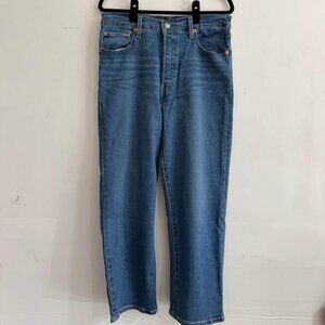 Levi’s Ribcage Straight Ankle Jeans